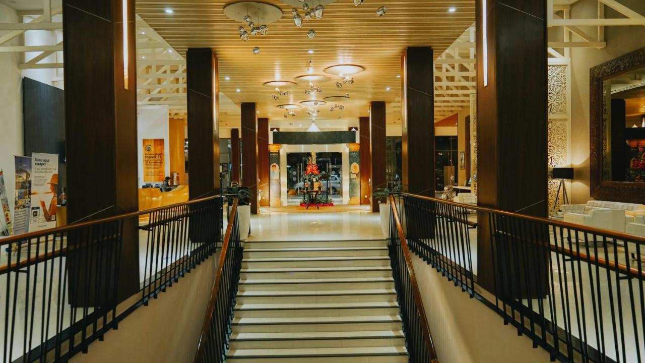 Novotel Banjarmasin Airport Banjarbaru Экстерьер фото