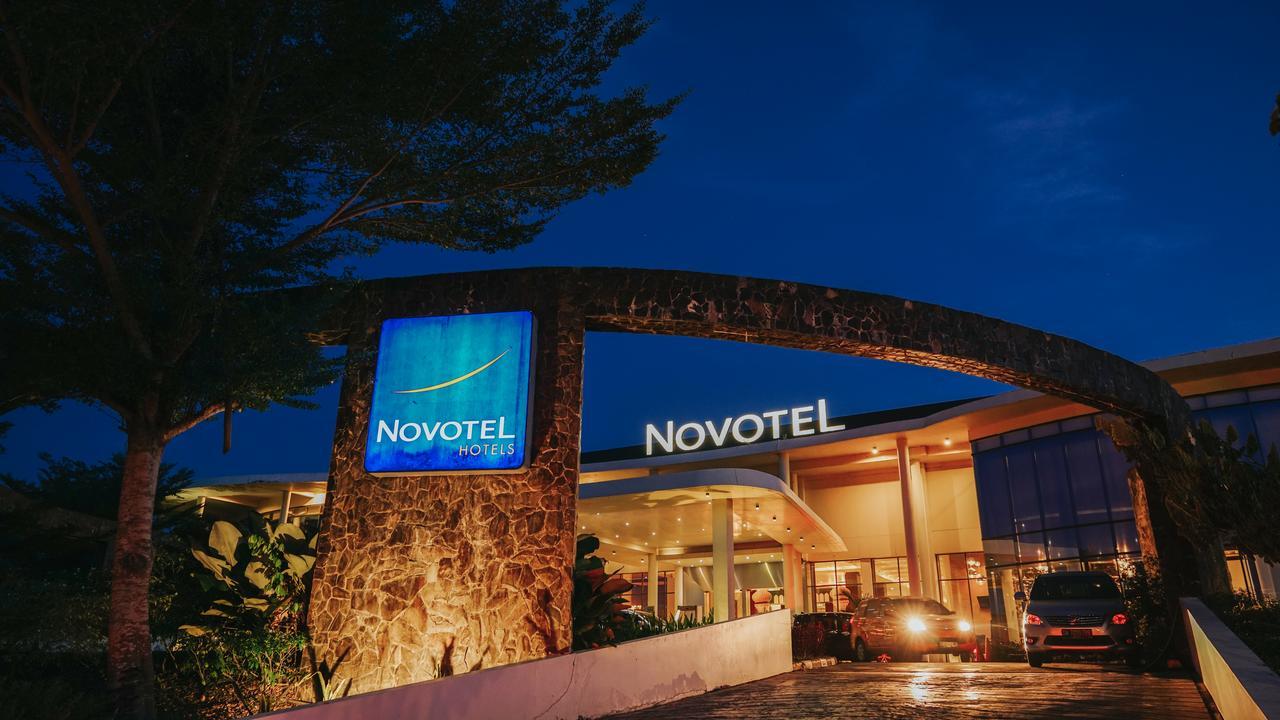 Novotel Banjarmasin Airport Banjarbaru Экстерьер фото