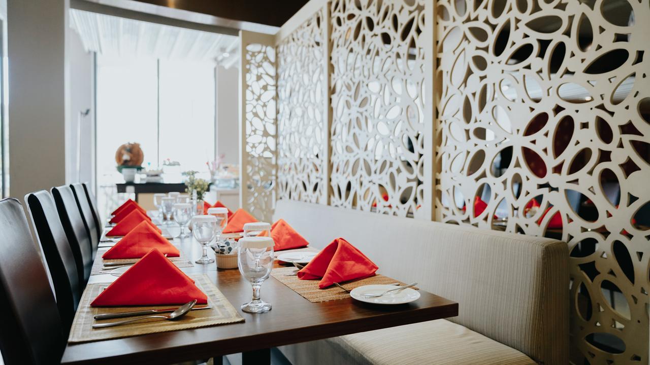 Novotel Banjarmasin Airport Banjarbaru Экстерьер фото